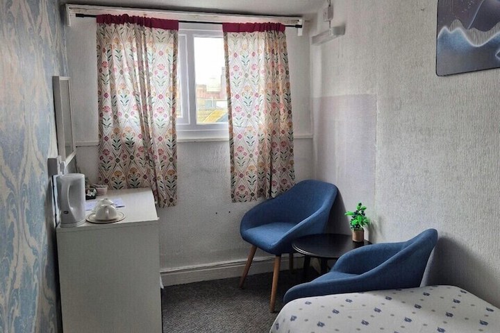 Room 17 of 59