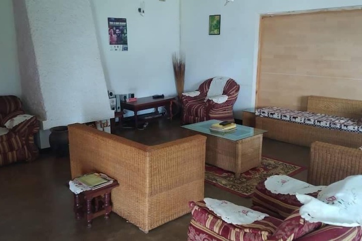 Room 9 of 19