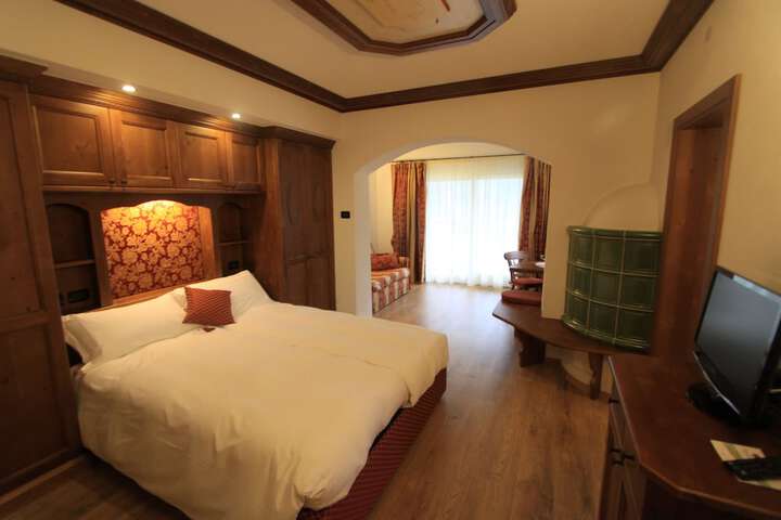 Room 21 of 70