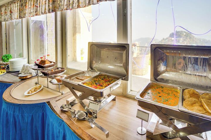Dining 54 of 92