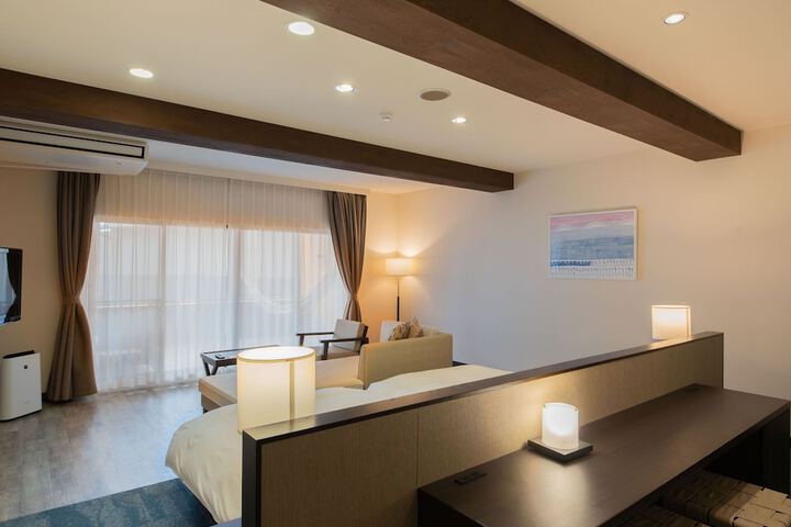 Room 15 of 173