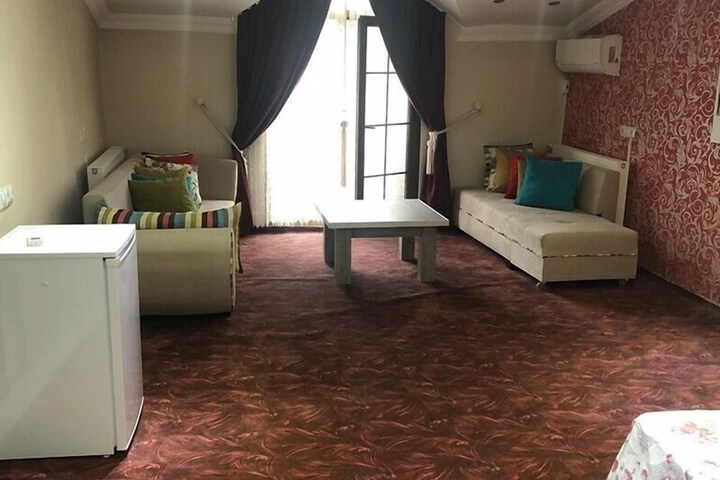 Room 20 of 28