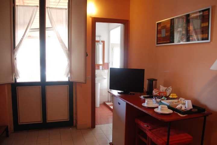 Room 18 of 40