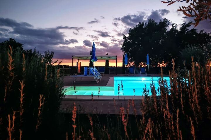Pool 6 of 22