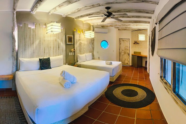Room 21 of 94