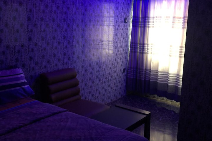 Room 10 of 11
