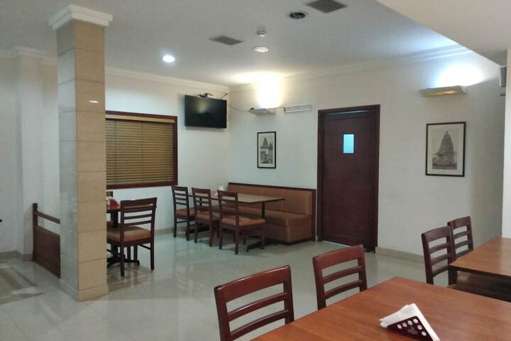 Dining Photos