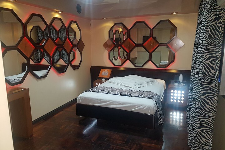 Room 7 of 57