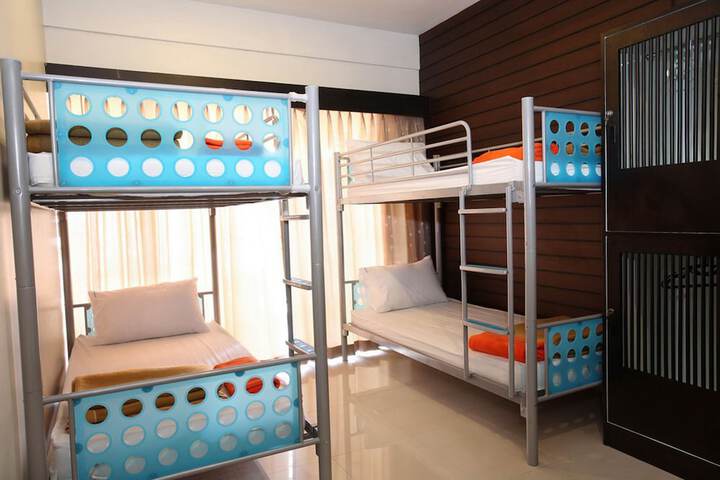 Room 5 of 59