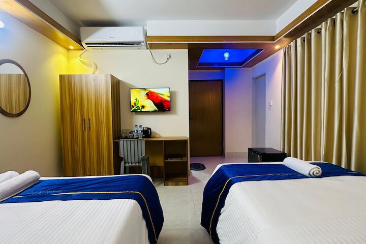 Room 6 of 21