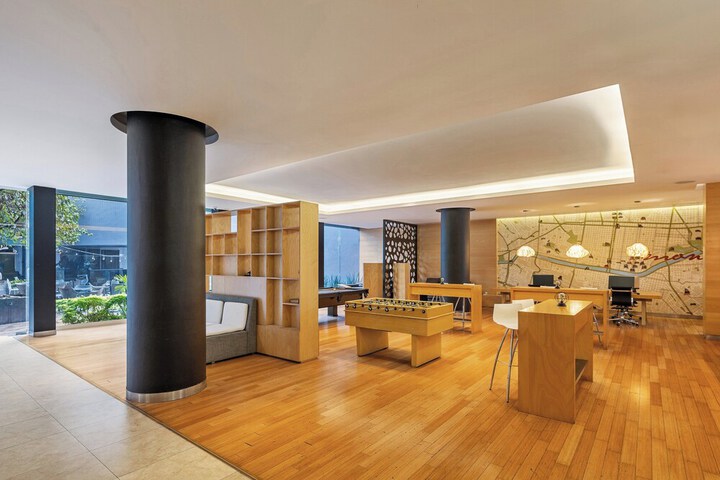 Guest Lobby