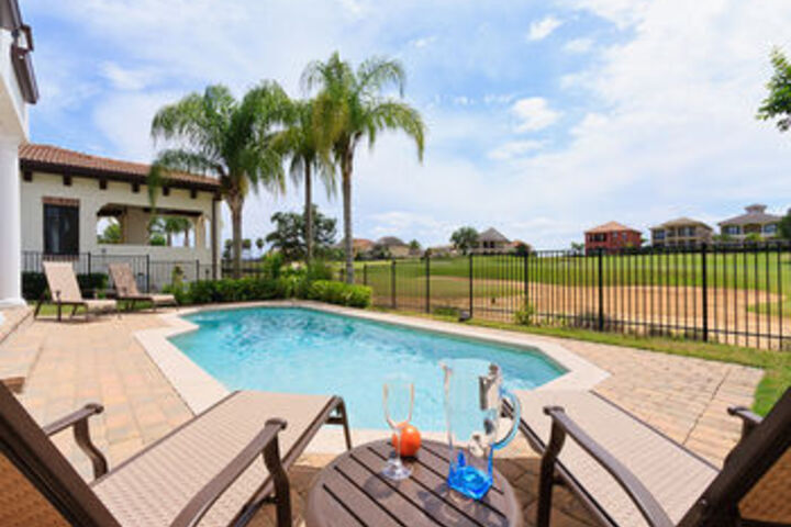 Pool 54 of 62