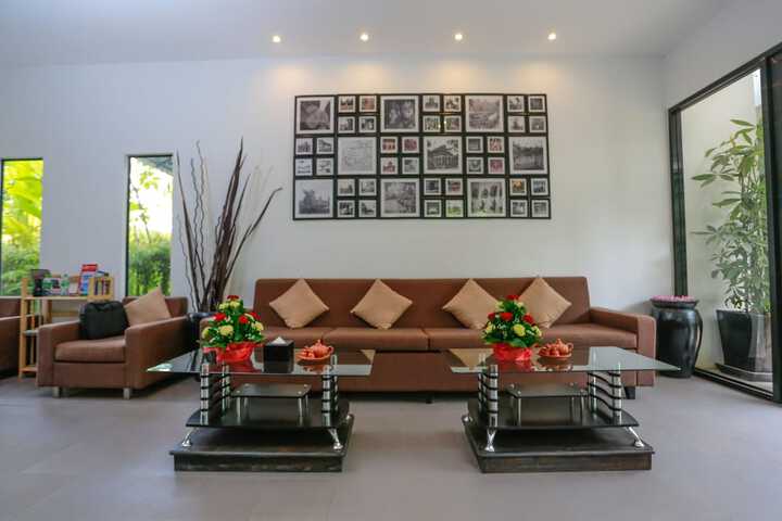 Hotel Interior 16 of 407