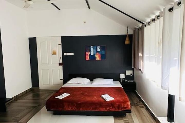 Room 26 of 59