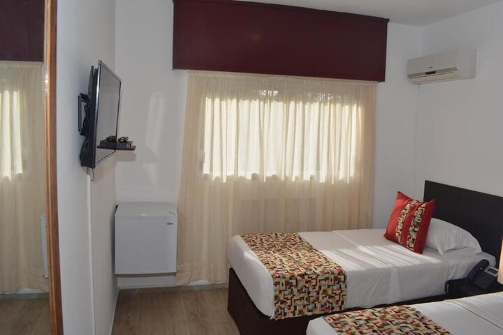 Room 18 of 46