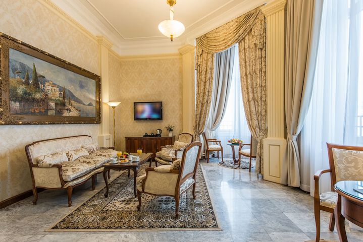 Room 40 of 95