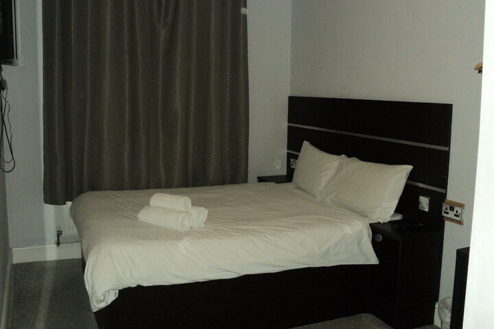 Room 6 of 72
