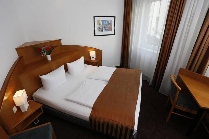 Room 31 of 47