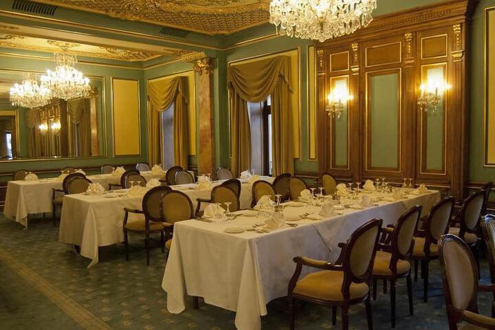 Dining 29 of 39