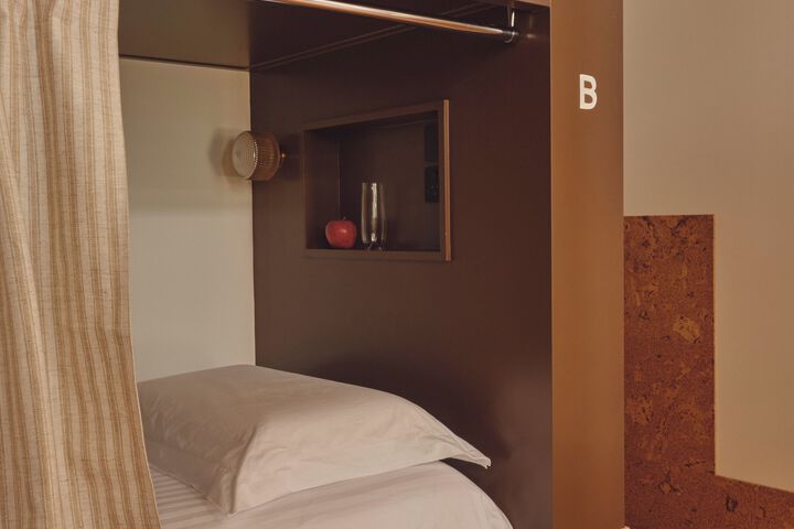 Room 26 of 44