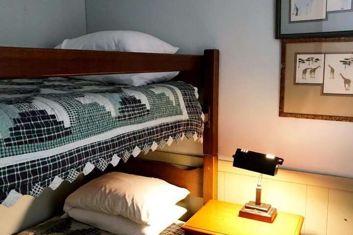 Room 33 of 61