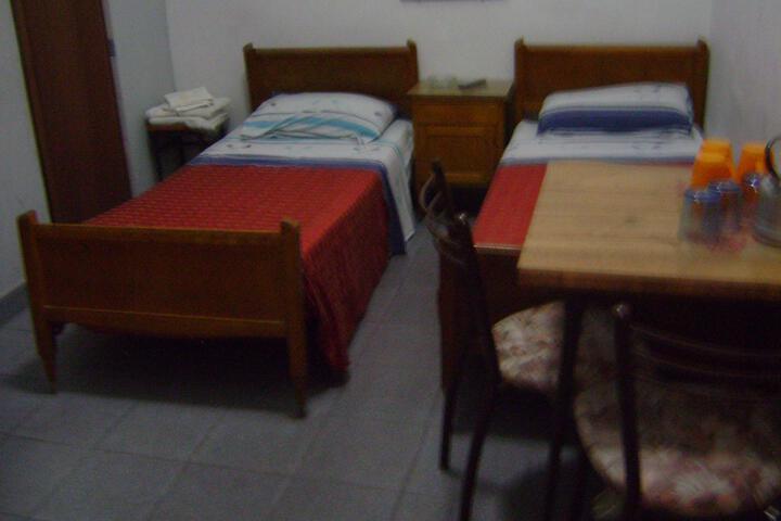 Room 8 of 46