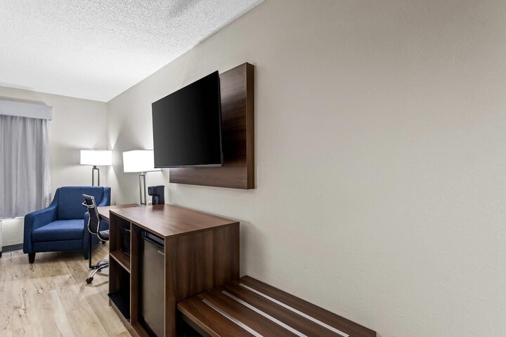Room 34 of 57
