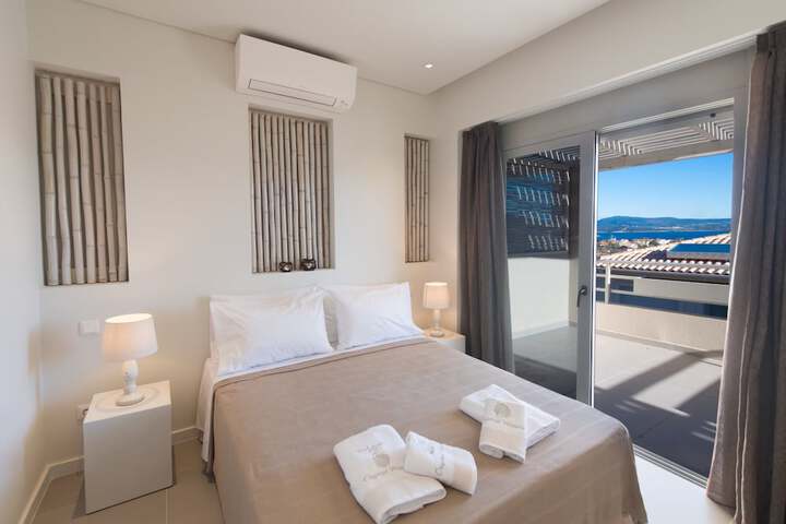 Room 45 of 191
