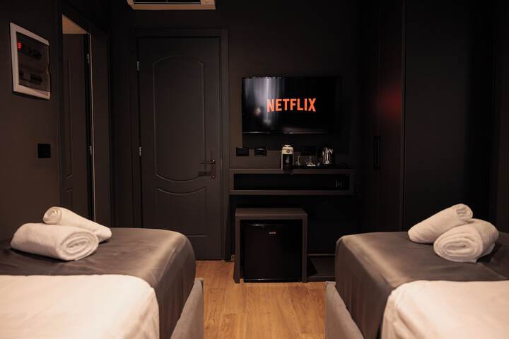 Room 6 of 41