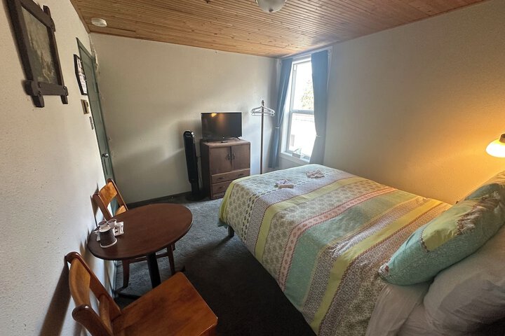 Room 19 of 57