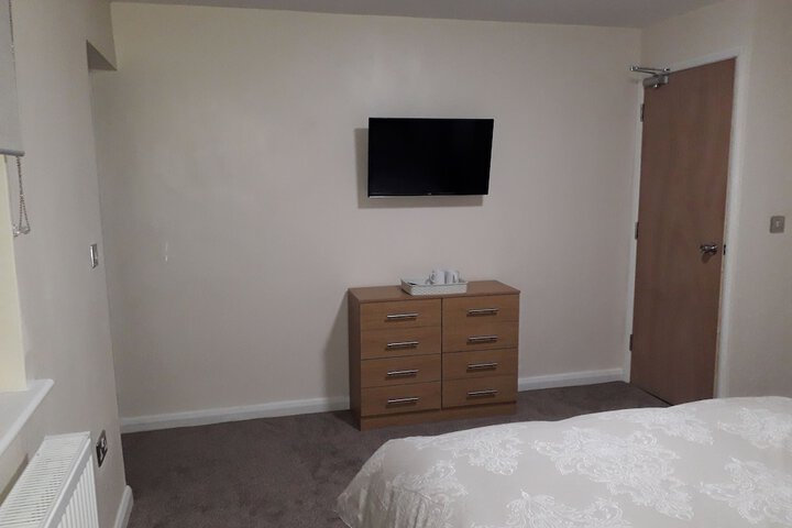 Room 7 of 26