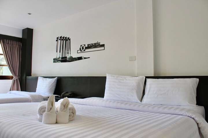Room 26 of 64