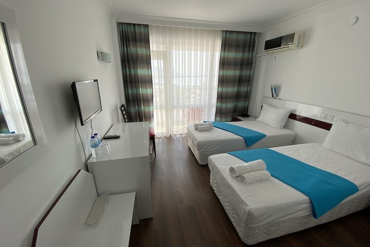 Room 18 of 78