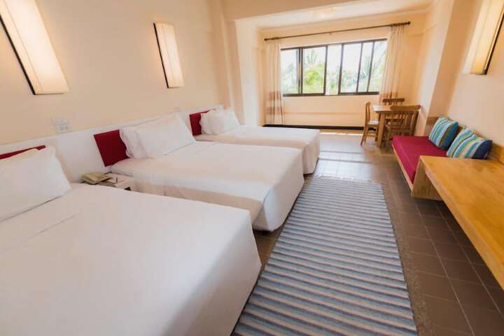 Room 48 of 149