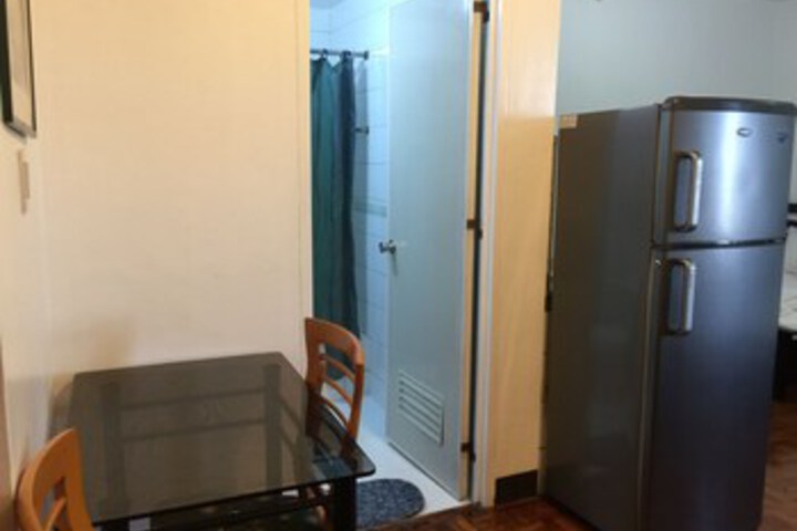 Room 48 of 103