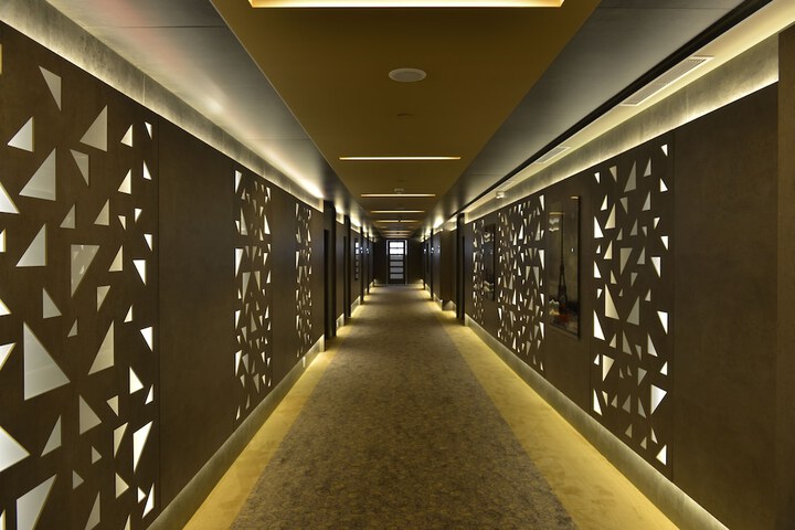 Room 10 of 96