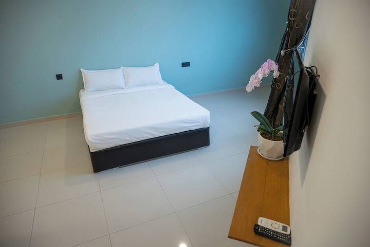 Room 7 of 35