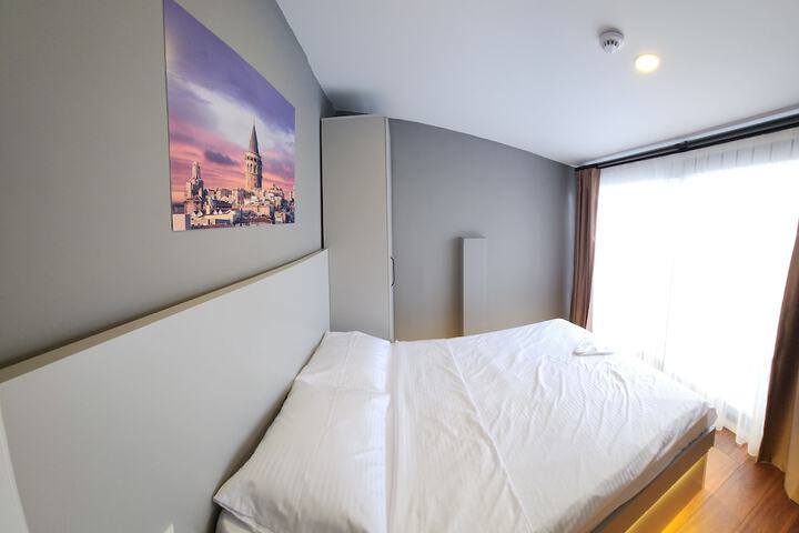 Room 13 of 73