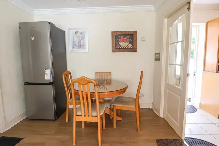 Room 9 of 22