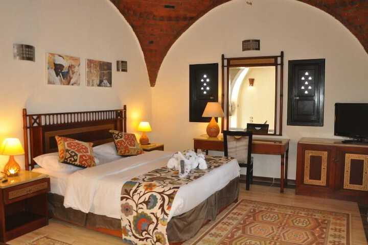 Room 4 of 31