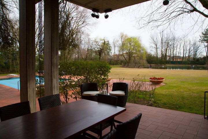 Terrace/Patio 45 of 45