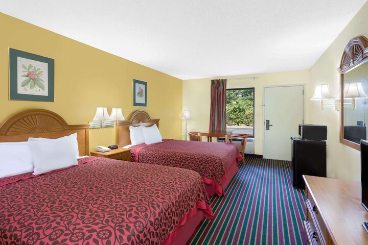 2 Double Beds Mobility Accessible (3 of 8)