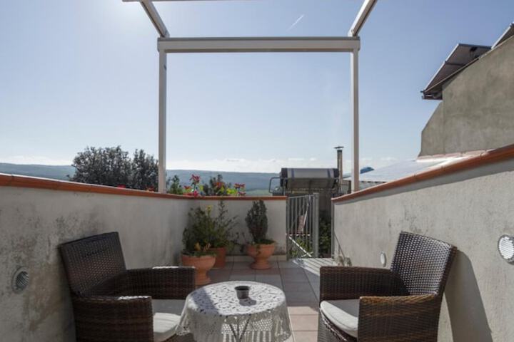 Terrace/Patio 13 of 40