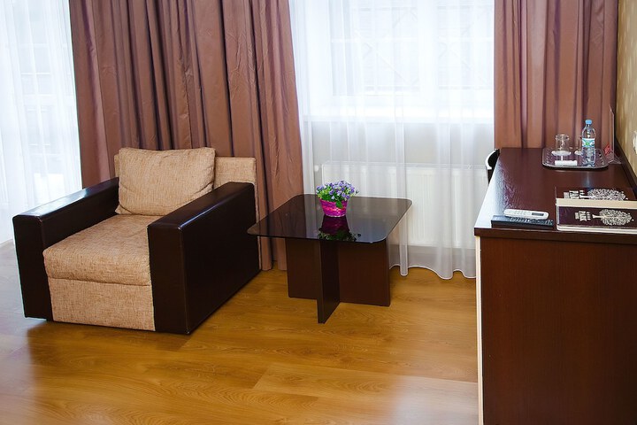 Room 12 of 31