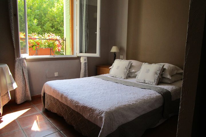 Room 9 of 44