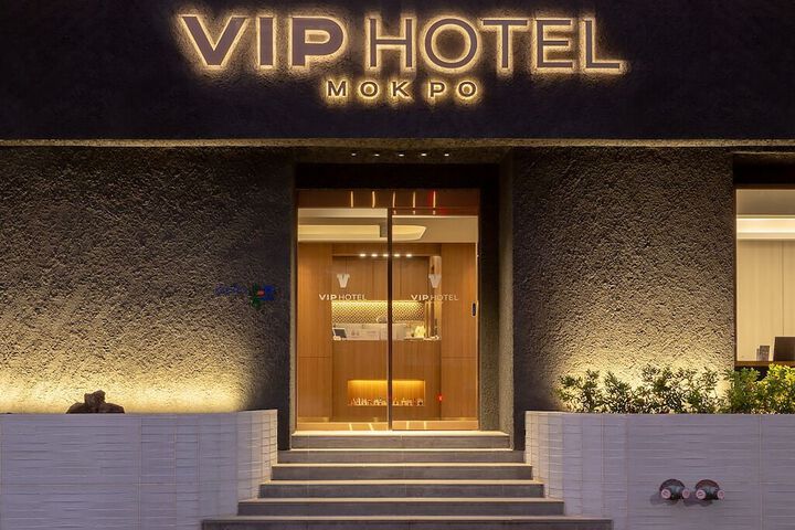 Hotel 84 of 84