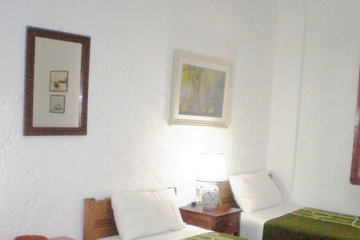 Room 19 of 79