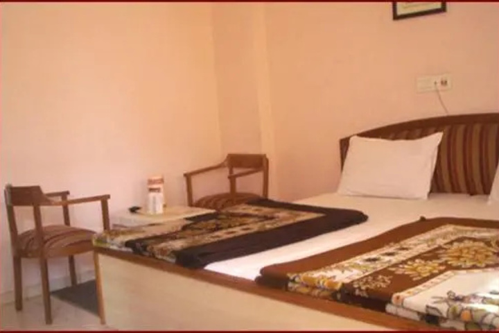 Room 2 of 13