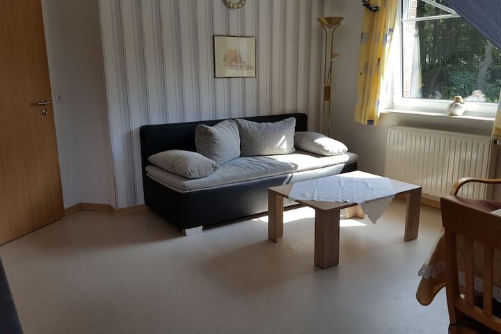 Room 7 of 19