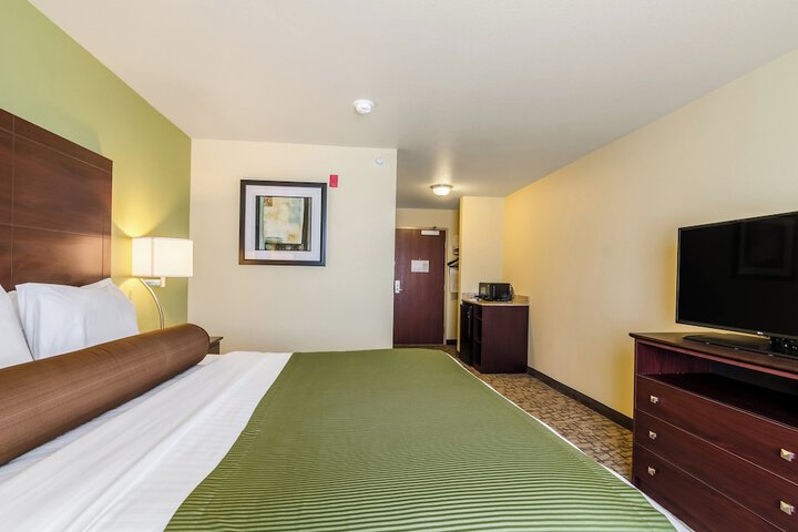 Room 8 of 54